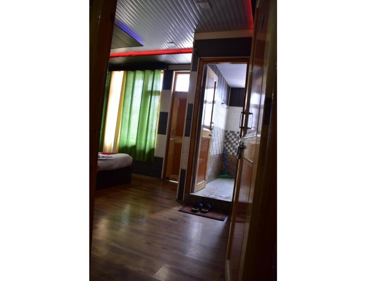 Hotel Peak View, Lahaul Sissu Exterior foto