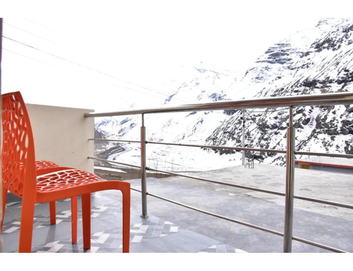 Hotel Peak View, Lahaul Sissu Exterior foto
